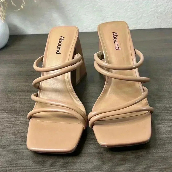 Abound Austin Block Heel Sandals Size 7.5M (Cosmetic Damage) - Picture 2 of 12